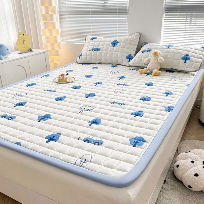 91家纺网 家纺一手货源 找家纺 卡派 2024新款大床水洗棉加厚夹棉防滑床褥子（印花系列） 密林