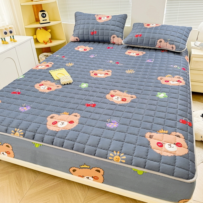 91家纺网 家纺一手货源 找家纺 卡派 2024新款大床水洗棉夹棉加厚床笠（印花系列） 灰熊