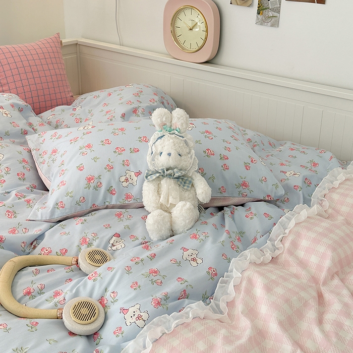 91家纺网 家纺一手货源 找家纺 昔可家纺 2024新款时尚拼接雪纺边全棉四件套 复古花花狗