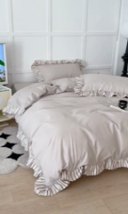 91家纺网 家纺一手货源 找家纺 昔可家纺 2024新款纯色亲肤条纹花边四件套 奶咖条