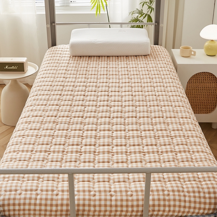 91家纺网 家纺一手货源 找家纺 卡派 2024新款单人床无印居家风藤席双面可用床垫 厚度约5cm 咖小格