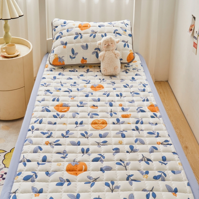 91家纺网 家纺一手货源 找家纺 （总）卡派 2024新款水洗棉学生单人床夹棉加厚床褥