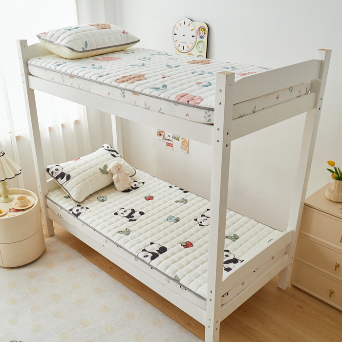 91家纺网 家纺一手货源 找家纺 卡派 2024新款单人床水洗棉夹棉加厚床笠（印花系列） 熊猫