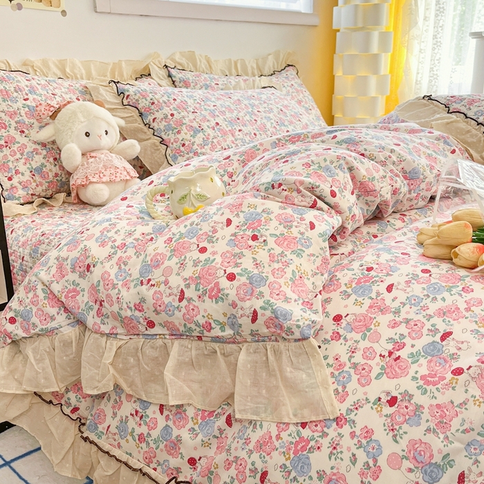 91家纺网 家纺一手货源 找家纺 暖居 2024新款韩系全棉高温砂洗棉花床盖被套四件套纯棉床盖三件套 草莓兔子
