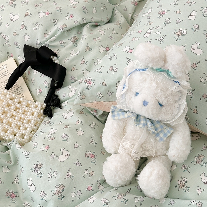 91家纺网 家纺一手货源 找家纺 昔可家纺 2024新款时尚拼接雪纺边全棉四件套 绿荫小兔