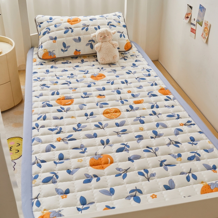 91家纺网 家纺一手货源 找家纺 卡派 2024新款水洗棉学生单人床夹棉加厚床褥 橙子