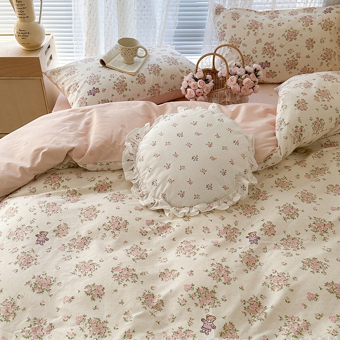 91家纺网 家纺一手货源 找家纺 昔可家纺 2024新款拼接蕾丝花边全棉四件套 萝莉小熊