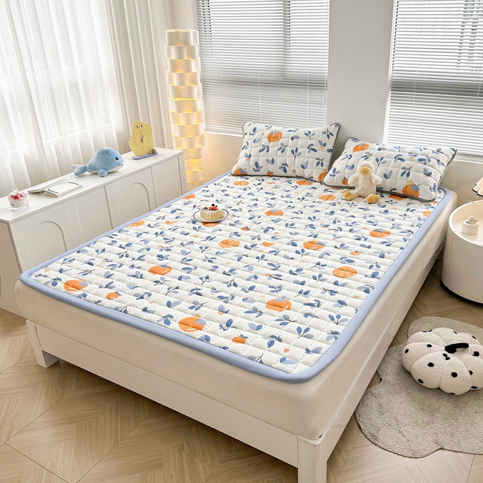 91家纺网 家纺一手货源 找家纺 迪乐妮 2024新款大床水洗棉加厚夹棉防滑床褥子（印花系列） 橙子