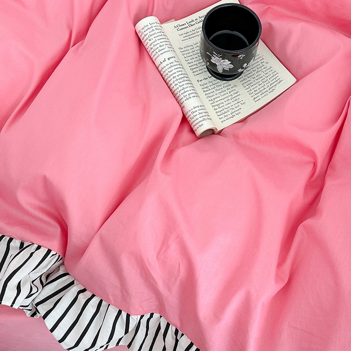 91家纺网 家纺一手货源 找家纺 昔可家纺 2024新款纯色亲肤条纹花边四件套 千禧黑条