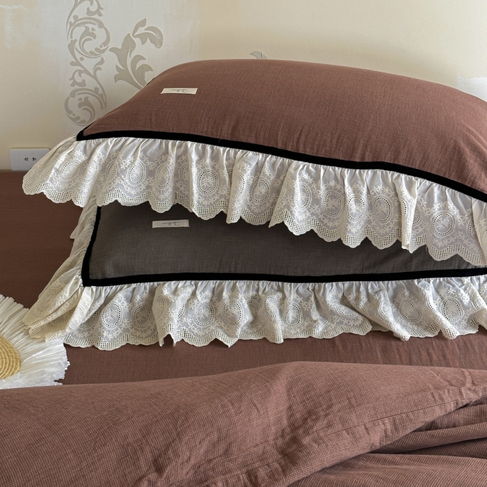 91家纺网 家纺一手货源 找家纺 （总）玛奇朵 2024新品法式复古重工刺绣蕾丝花边款色织双层纱-卡瑟琳