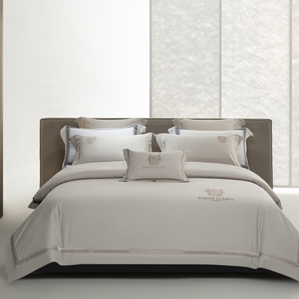 91家纺网 家纺一手货源 找家纺 （总）高大尚婚庆馆 2025新款长绒棉磨毛高端绣花四件套 玛莎