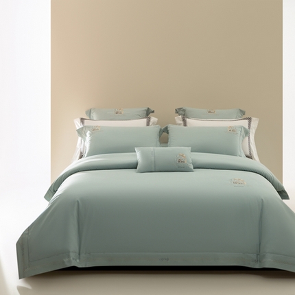 91家纺网 家纺一手货源 找家纺 高大尚婚庆馆 2025新款长绒棉磨毛高端绣花四件套 茵曼 极光蓝