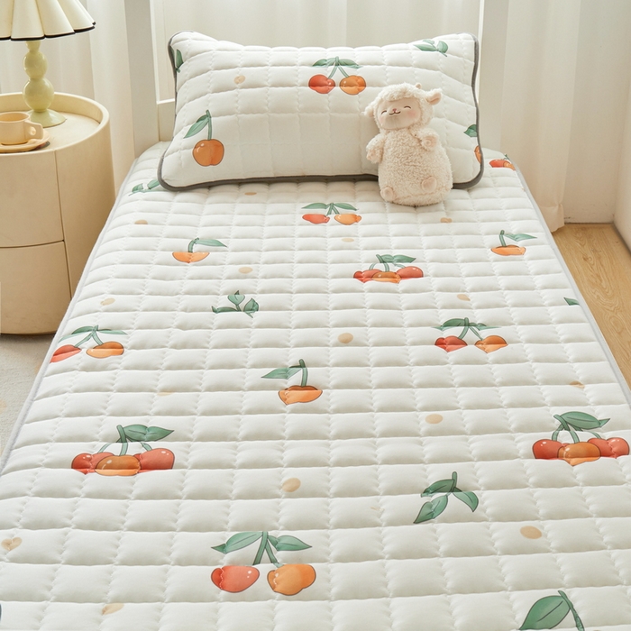 91家纺网 家纺一手货源 找家纺 卡派 2024新款单人床水洗棉夹棉加厚床笠（印花系列） 樱桃