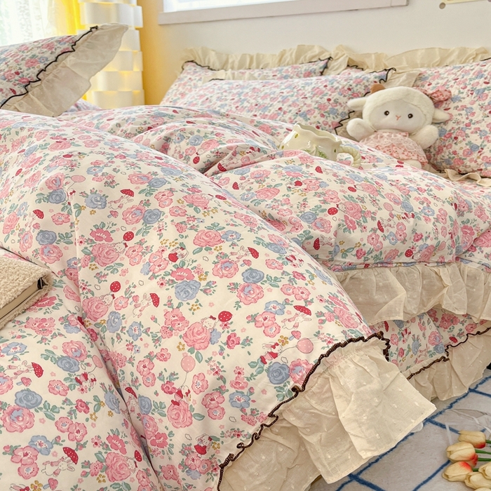 91家纺网 家纺一手货源 找家纺 暖居 2024新款韩系全棉高温砂洗棉花床盖被套四件套纯棉床盖三件套 草莓兔子