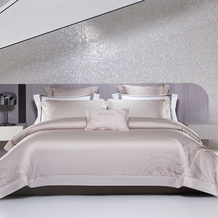 91家纺网 家纺一手货源 找家纺 （总）高大尚婚庆馆 2025新款长绒棉高端绣花四件套 妮莉雅