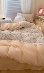 91家纺网 家纺一手货源 找家纺 昔可家纺 2024新款拼接蕾丝花边全棉四件套 萝莉小熊