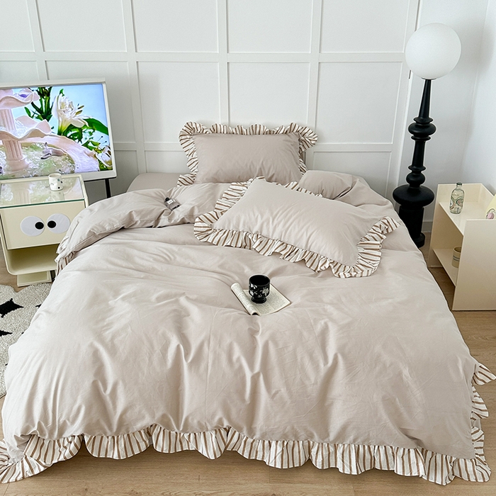 91家纺网 家纺一手货源 找家纺 昔可家纺 2024新款纯色亲肤条纹花边四件套 奶咖条