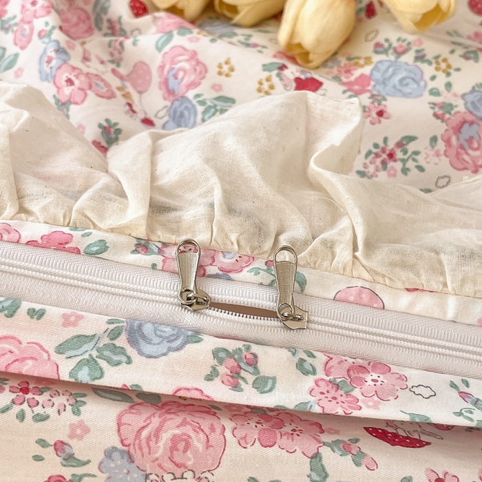 91家纺网 家纺一手货源 找家纺 暖居 2024新款韩系全棉高温砂洗棉花床盖被套四件套纯棉床盖三件套 草莓兔子