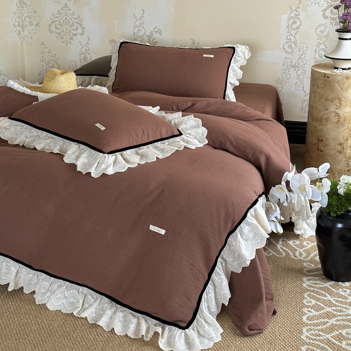 91家纺网 家纺一手货源 找家纺 玛奇朵 2024新品法式复古重工刺绣蕾丝花边款色织双层纱-卡瑟琳 卡瑟琳-红