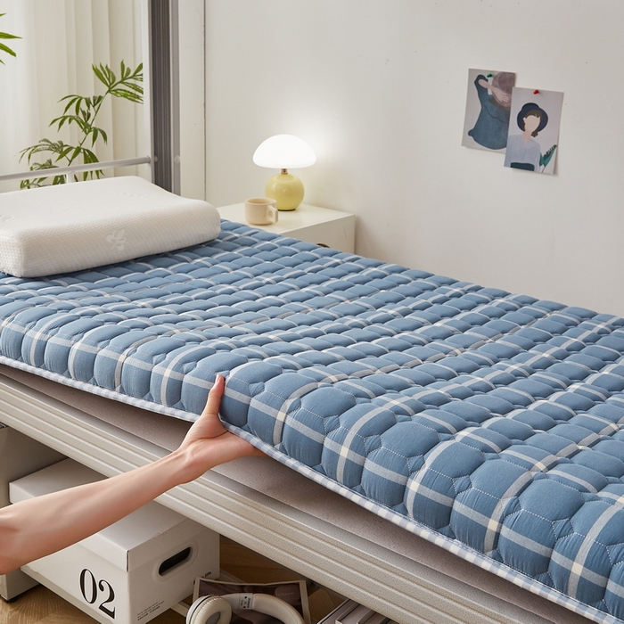 91家纺网 家纺一手货源 找家纺 （总）卡派 2024新款单人床无印居家风藤席双面可用床垫 厚度约5cm