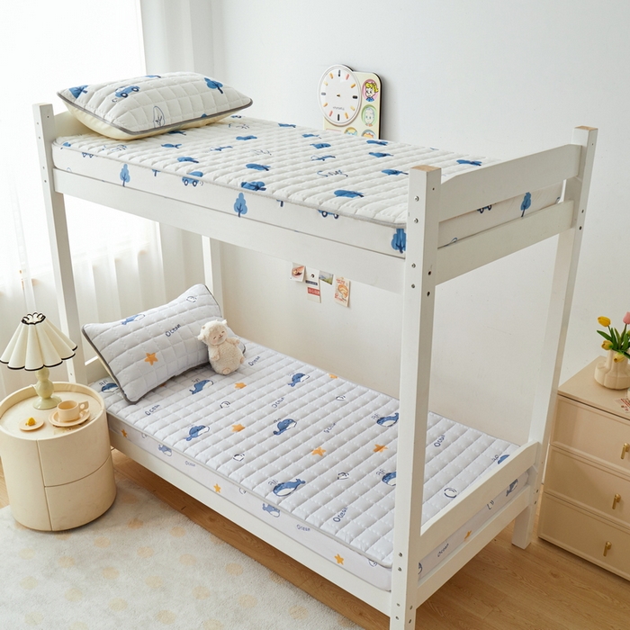 91家纺网 家纺一手货源 找家纺 卡派 2024新款单人床水洗棉夹棉加厚床笠（印花系列） 小海豚