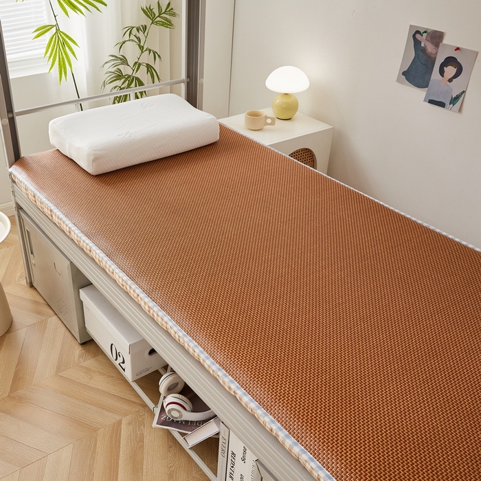 91家纺网 家纺一手货源 找家纺 卡派 2024新款单人床无印居家风藤席双面可用床垫 厚度约5cm 咖小格