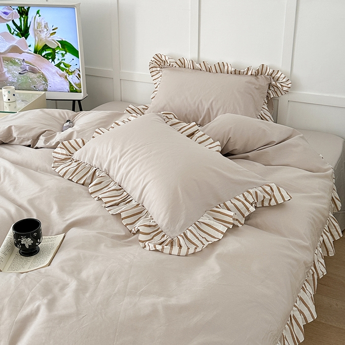 91家纺网 家纺一手货源 找家纺 昔可家纺 2024新款纯色亲肤条纹花边四件套 奶咖条