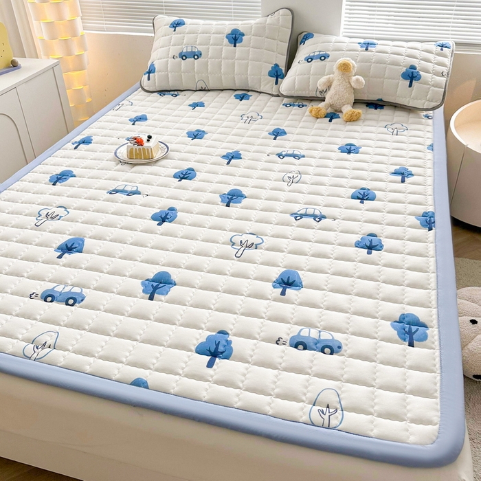 91家纺网 家纺一手货源 找家纺 卡派 2024新款大床水洗棉加厚夹棉防滑床褥子（印花系列） 密林