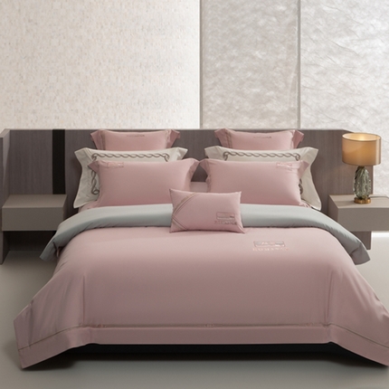 91家纺网 家纺一手货源 找家纺 （总）高大尚婚庆馆 2025新款长绒棉磨毛高端绣花四件套-赫拉