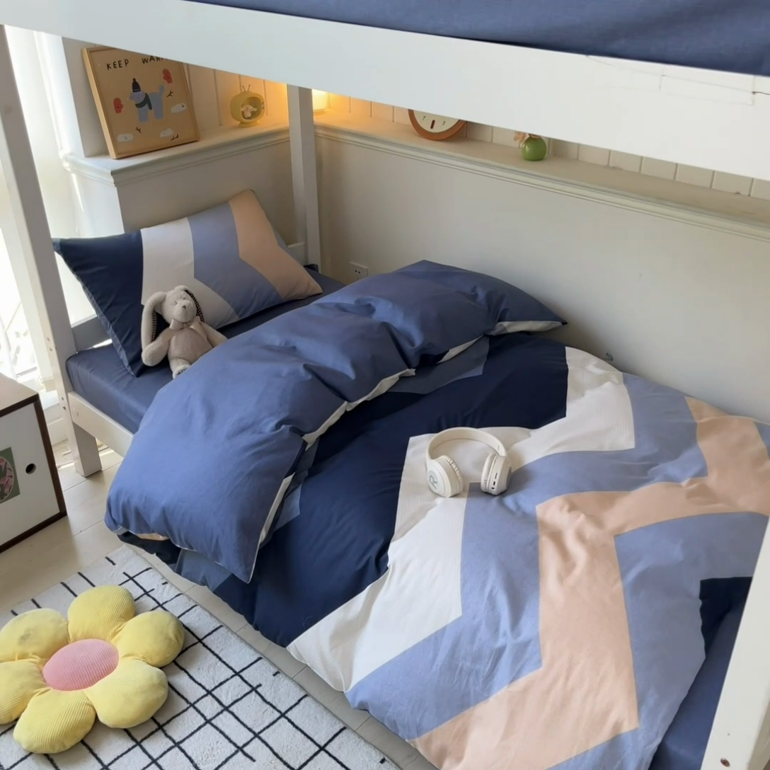 91家纺网 家纺一手货源 找家纺 雅居纺 2024新款全棉印花学生季套件 时尚潮流