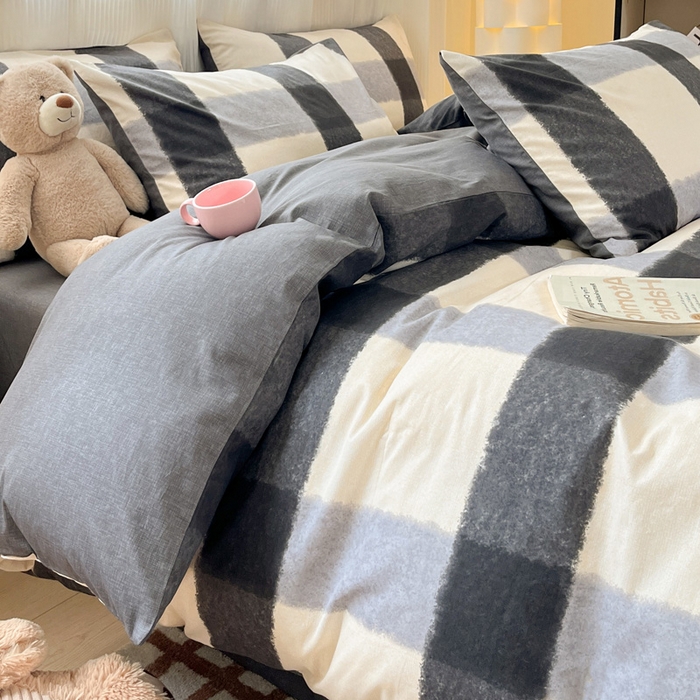 91家纺网 家纺一手货源 找家纺 雅居纺 2024新款全棉印花四件套 复古格子灰