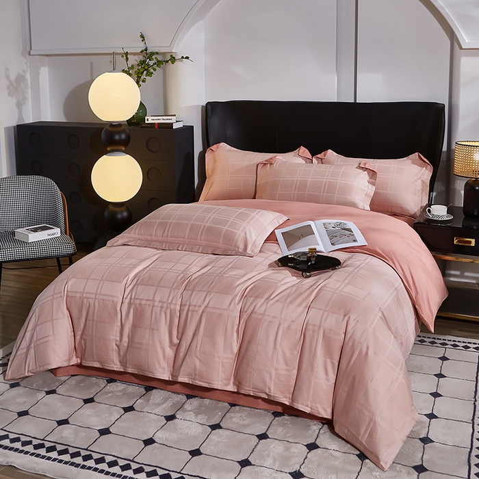 91家纺网 家纺一手货源 找家纺 雲归梦 2024新款全棉提花活性高支密轻奢四件套 大方格-樱花粉