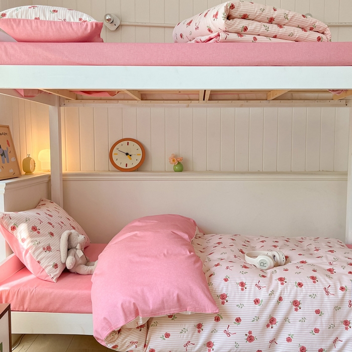 91家纺网 家纺一手货源 找家纺 雅居纺 2024新款全棉印花学生季套件 粉色浪漫