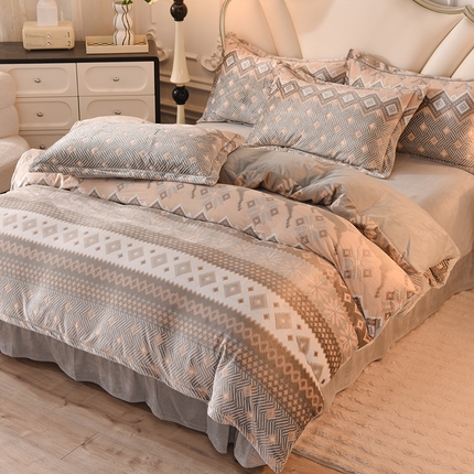 91家纺网 家纺一手货源 找家纺 （总）磨毛世家家纺 2025高克重防静电水晶绒雕花绒宝宝绒印花单品被套