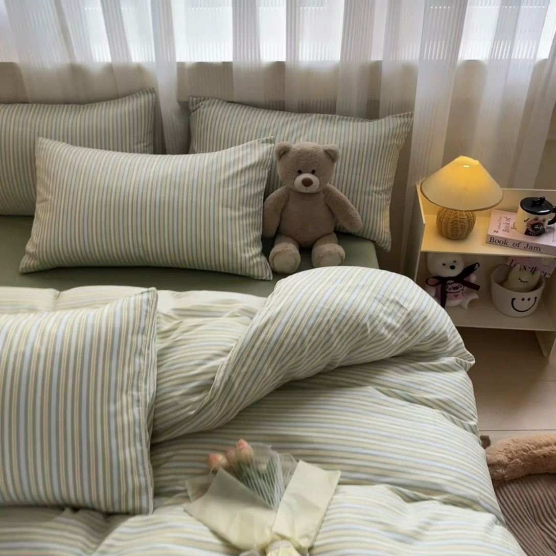 91家纺网 家纺一手货源 找家纺 雅居纺 2024新款全棉印花四件套 北欧细条