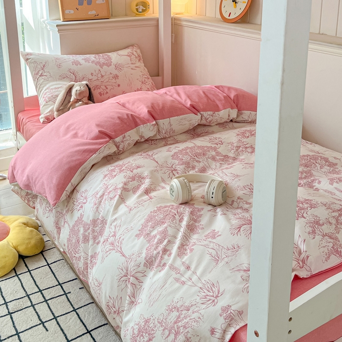 91家纺网 家纺一手货源 找家纺 雅居纺 2024新款全棉印花学生季套件 粉色花园