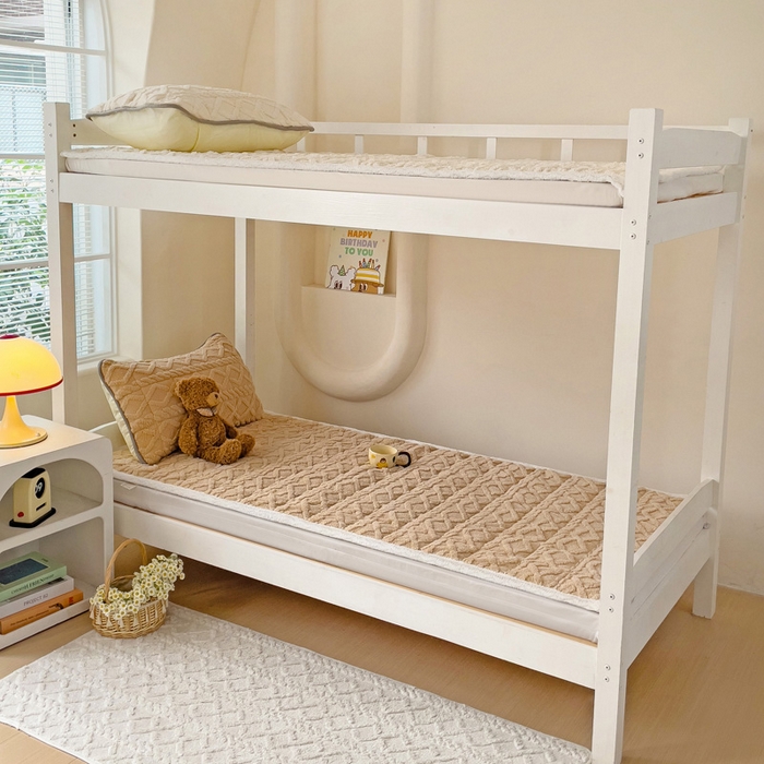 91家纺网 家纺一手货源 找家纺 米柳家纺 2024新款塔芙绒夹棉垫子 咖色