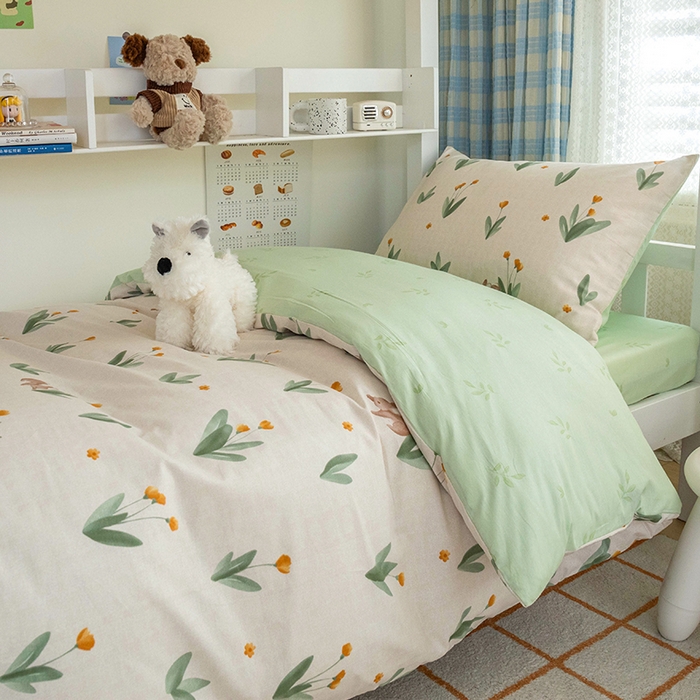 91家纺网 家纺一手货源 找家纺 倾慕家纺 2024新款清新风纯棉印花学生套件系列 晴空日记