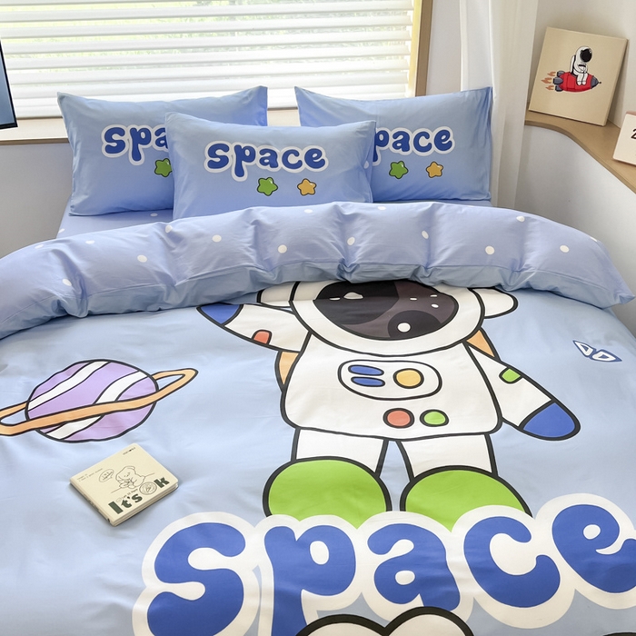 91家纺网 家纺一手货源 找家纺 孩子王 2025新款亲肤活性大版纯棉专版太空人卡通学生儿童宿舍四件套系列 太空星球