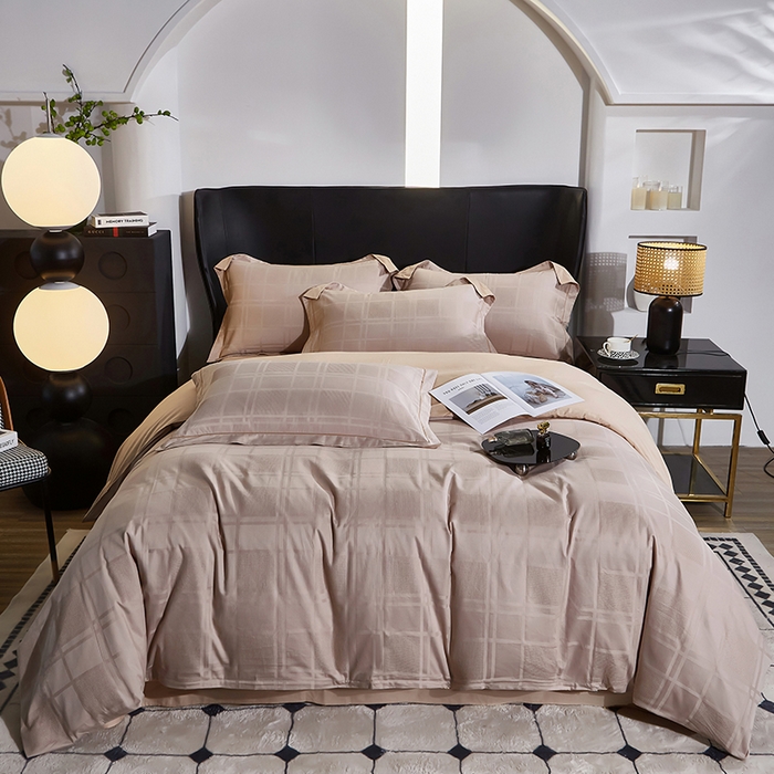 91家纺网 家纺一手货源 找家纺 雲归梦 2024新款全棉提花活性高支密轻奢四件套 大方格-浅咖