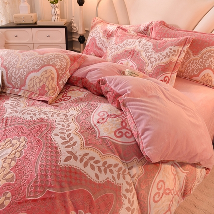 91家纺网 家纺一手货源 找家纺 （总）磨毛世家家纺 2025高克重防静电水晶绒雕花绒宝宝绒印花单品枕套