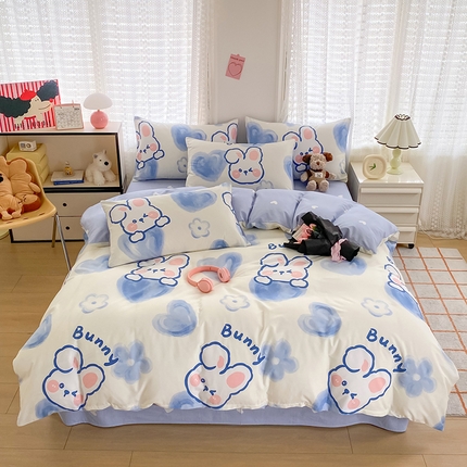 91家纺网 家纺一手货源 找家纺 倾慕家纺 2024新款ins清新风纯棉印花四件套系列 晴天小兔