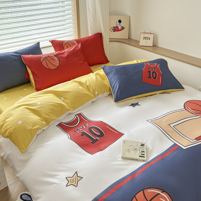 91家纺网 家纺一手货源 找家纺 孩子王 2025新款亲肤活性大版纯棉专版太空人卡通学生儿童宿舍四件套系列 灌篮少年