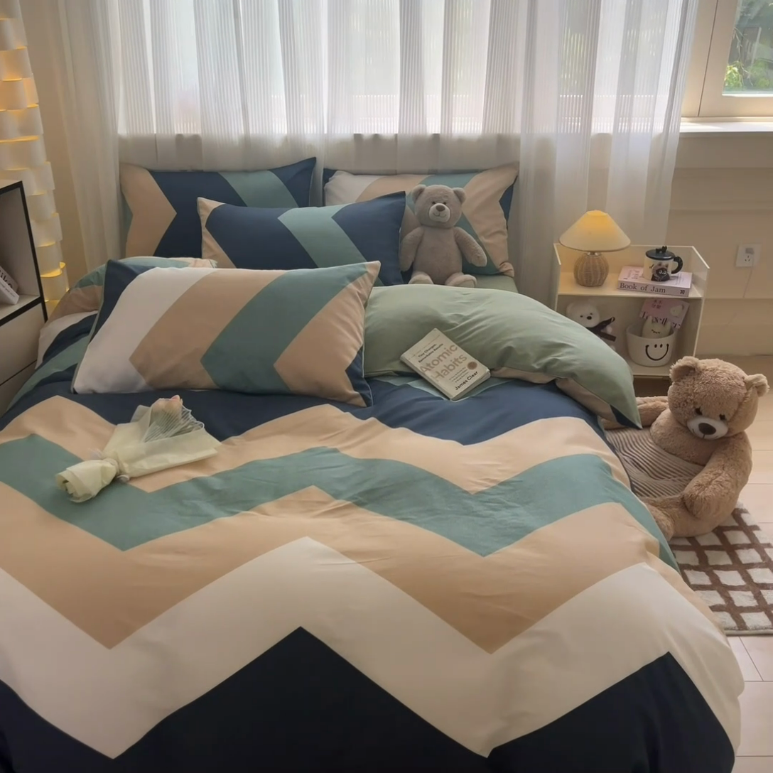 91家纺网 家纺一手货源 找家纺 雅居纺 2024新款全棉印花四件套 波浪世界