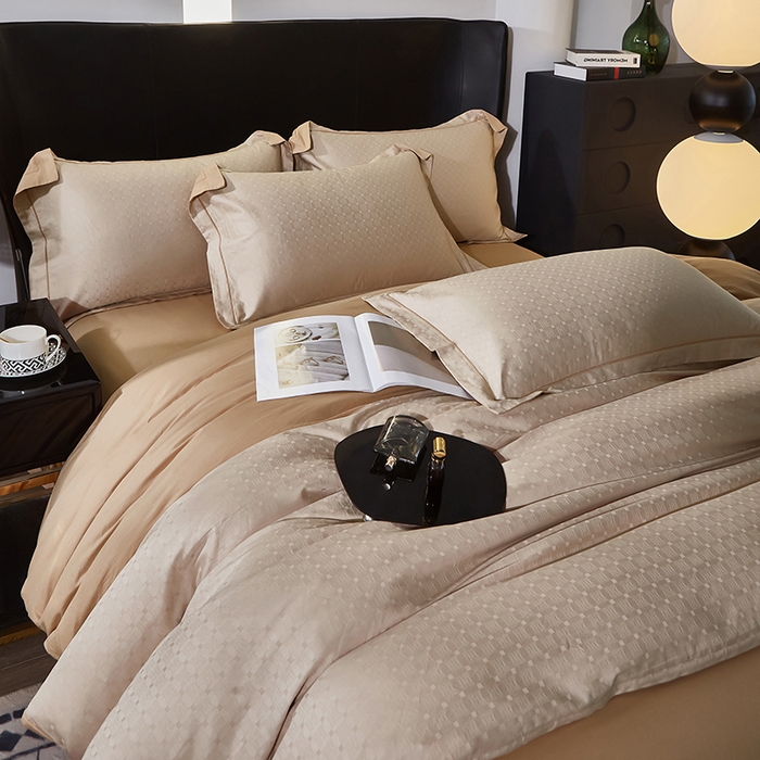 91家纺网 家纺一手货源 找家纺 雲归梦 2024新款全棉提花活性高支密轻奢四件套 曲线格-香槟金