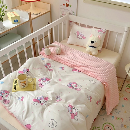 91家纺网 家纺一手货源 找家纺 （总）希诺家居 2024新款正版授权多功能A类针织豆豆毯豆豆被有拉链可拆洗被子儿童学生被子