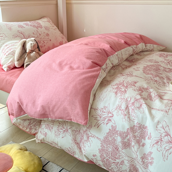 91家纺网 家纺一手货源 找家纺 雅居纺 2024新款全棉印花学生季套件 粉色花园