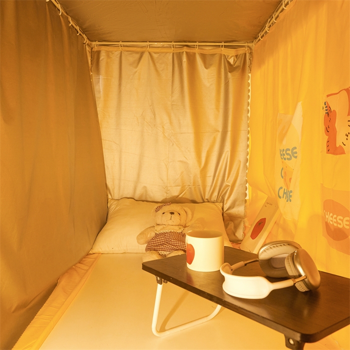 91家纺网 家纺一手货源 找家纺 卓尔居 2025新款学生遮光床帘涂层包边卡通系列 南瓜小狗