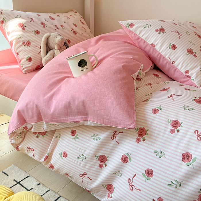 91家纺网 家纺一手货源 找家纺 雅居纺 2024新款全棉印花学生季套件 粉色浪漫