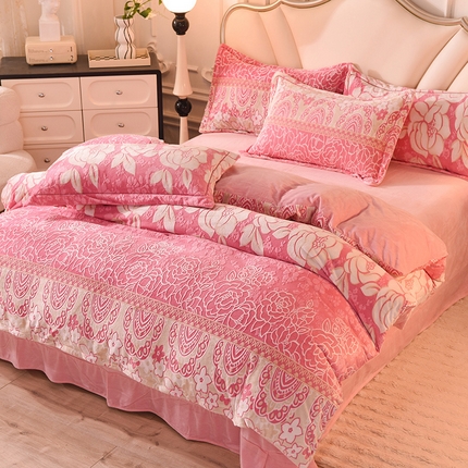 91家纺网 家纺一手货源 找家纺 （总）磨毛世家家纺 2025高克重防静电水晶绒雕花绒宝宝绒印花单品被套